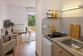 Quality Suites Valenciennes