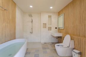 The Neenlawat Riverside Resort & Spa