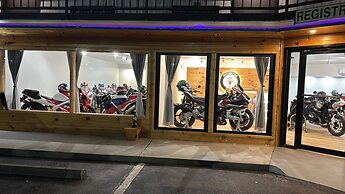 Motorcycle Inn