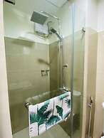 Shore 2 Tower 2 Unit 18101