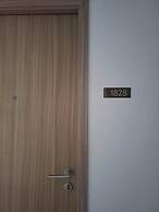 Shore 2 Tower 2 Unit 1828