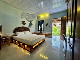 Mương Đình Lodge