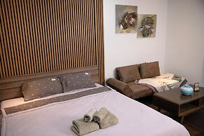 Home. Homestay