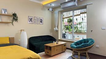 Home. Homestay