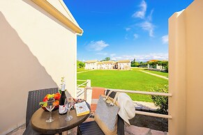 Koulouris Beach Hotel