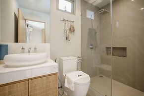 Stylish 3BR Pool Villa, Bang Tao + Airport Shuttle