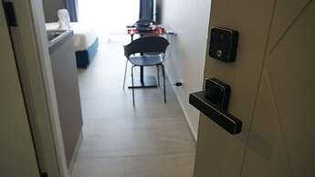 Urban Tide Studio T3 -626
