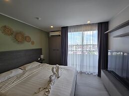 Urban Tide Studio T3 -626