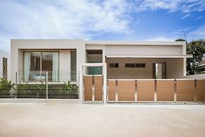 Akal Pool Villa