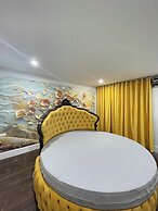 Diamond Hotel