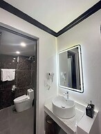 Diamond Hotel