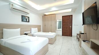 CORPORATE STAYS - GOLF COURSE
