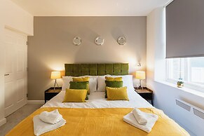 Prescott Court by Guestz
