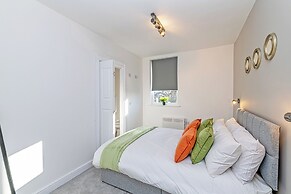 Prescott Court by Guestz
