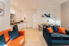Prescott Court by Guestz