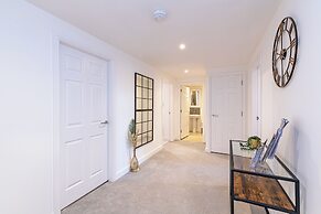 Prescott Court by Guestz