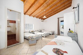 Kavos Panorama Hotel