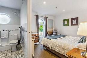 Websters Bed & Breakfast