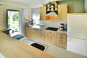 Large Holiday Home With Private Garden