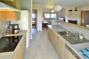 Large Holiday Home With Private Garden