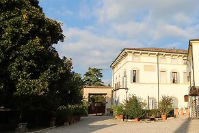 Calicantus Verona Pool Wifi