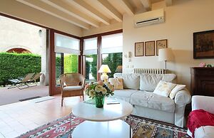 Calicantus Verona Pool Wifi