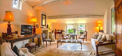 Chez Vous a Uzes, Heated Pool, Garden, Historic Centre