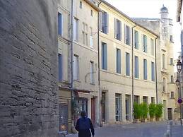 Chez Vous a Uzes, Heated Pool, Garden, Historic Centre