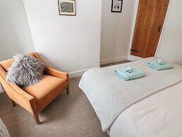 1 Eden Cottages