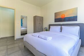 Cove - 2Br Apt W Balcony in Mar Mikhael