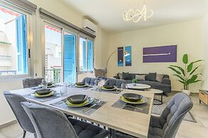 Cove - 2Br Apt W Balcony in Mar Mikhael
