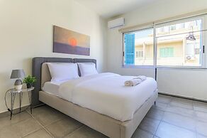 Cove - 2Br Apt W Balcony in Mar Mikhael