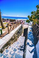 Mar a Vista Charme by Concavus