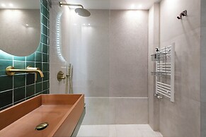 Elysia  - 2-Br Apt & Balcony in Athens