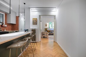 Elysia  - 2-Br Apt & Balcony in Athens