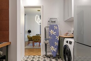 Elysia  - 2-Br Apt & Balcony in Athens