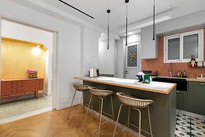 Elysia  - 2-Br Apt & Balcony in Athens