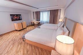 The Row Residental Hotel