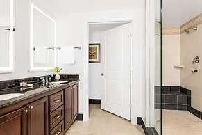 Marriott's SurfWatch Resort