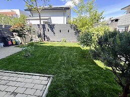 Villagrey Residence Tunari