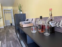 Torraille Waterfall Villas