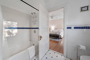 West Point Villa - Jacuzzi Pool BBQ Games Pets