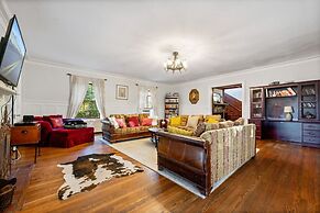 West Point Villa - Jacuzzi Pool BBQ Games Pets