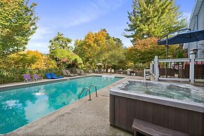 West Point Villa - Jacuzzi Pool BBQ Games Pets