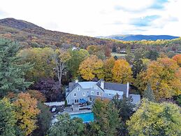 West Point Villa - Jacuzzi Pool BBQ Games Pets
