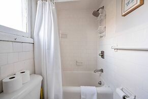 West Point Villa - Jacuzzi Pool BBQ Games Pets