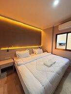 Luck Hotel Huai Khwang MRT Ratchada