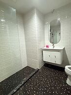 Luck Hotel Huai Khwang MRT Ratchada