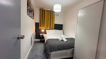 Apartment - Sleeps 4 - City Base - District Line
