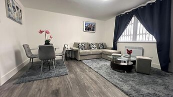 Apartment - Sleeps 4 - City Base - District Line